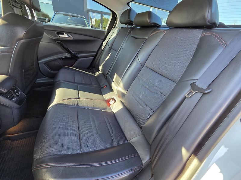Peugeot 508 (2014) 2.2 HDi 204 GT EAT6 - fotka 10 z 32