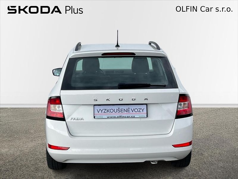 Škoda Fabia 1,0 TSi 70 kW AMBITION PLUS  I - fotka 9 z 23
