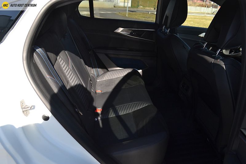Renault Rafale esprit Alpine E-Tech full hybr - fotka 22 z 73