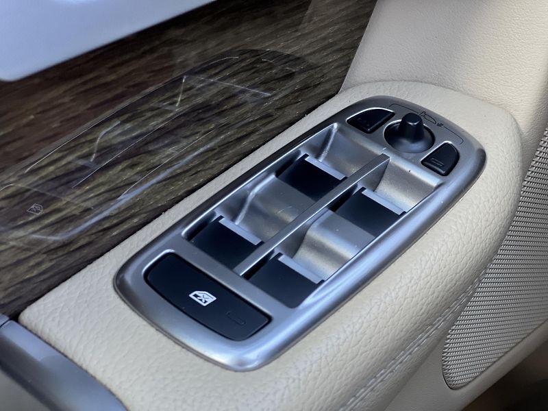 Jaguar XF 3.0D AUTOMAT KŮŽE NAVI KAMERA  - fotka 12 z 51