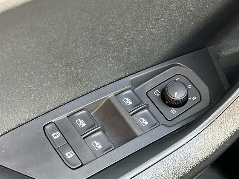 Škoda Karoq 1,5 TSi 110kW 7DSG STYLE - fotka 20 z 30