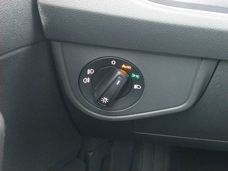 Volkswagen Taigo (2023) Style 1.0 TSI - fotka 18 z 20