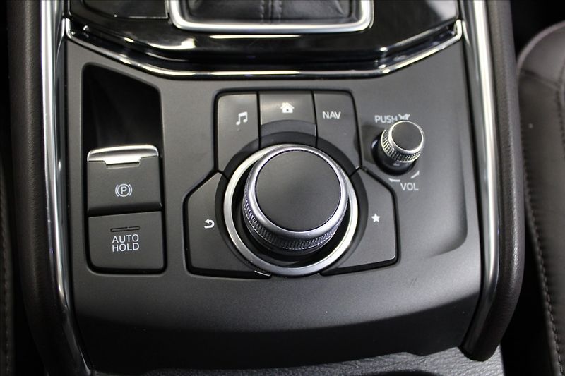 Mazda CX-5 2,5 Takumi Plus - fotka 24 z 31