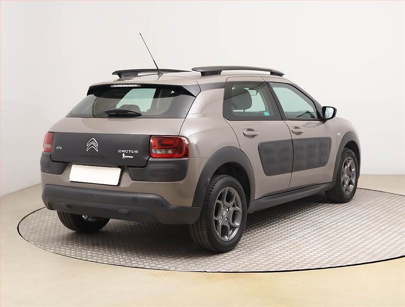 Citroën C4 Cactus (2016) 1.2 PureTech, Serv.kniha - fotka 5 z 19