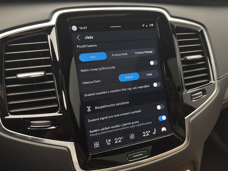 Volvo XC90 T8 AWD RECHARGE ULTIMATE 1.maj - fotka 42 z 57