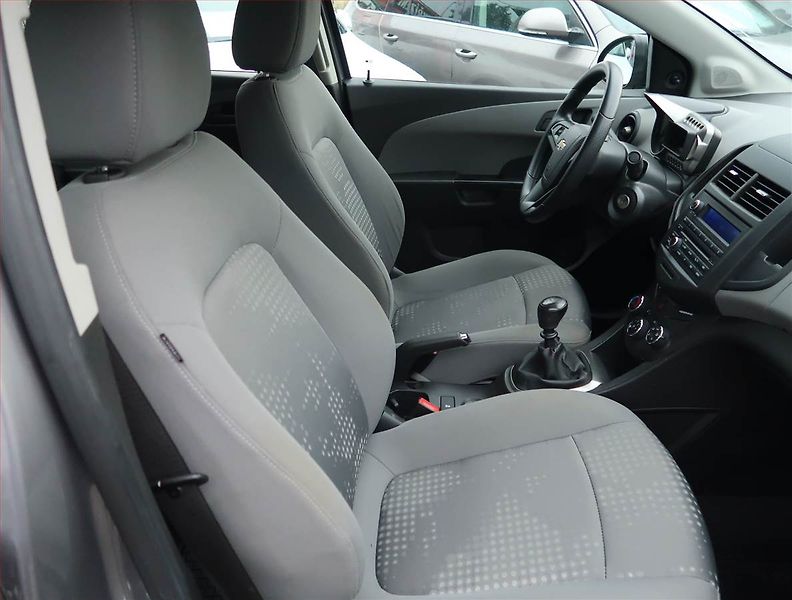 Chevrolet Aveo (2012) 1.2 i 16V, ČR,1.maj, po STK - fotka 9 z 14