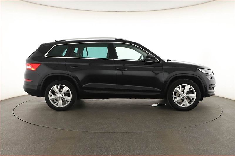 Škoda Kodiaq (2021) 2.0 TDI - fotka 6 z 31