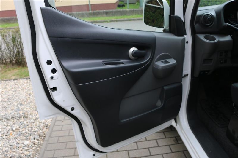Nissan e-NV200 0,0 80KW,EL, Automat,7míst DPH - fotka 8 z 53