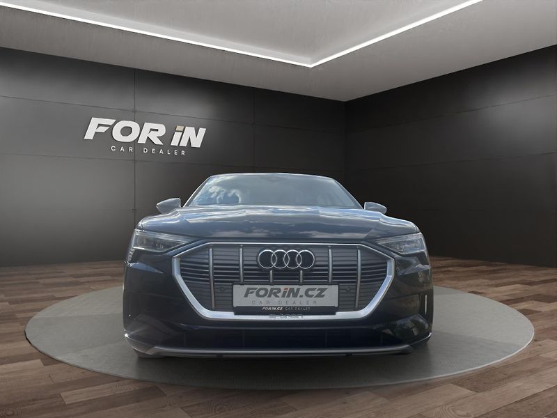 Audi e-tron (2023) 55 300KW 21 ALU  - fotka 2 z 27