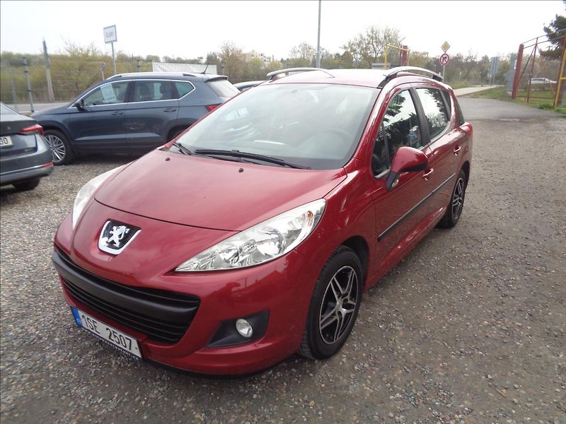 Peugeot 207 1,4 - fotka 1 z 16