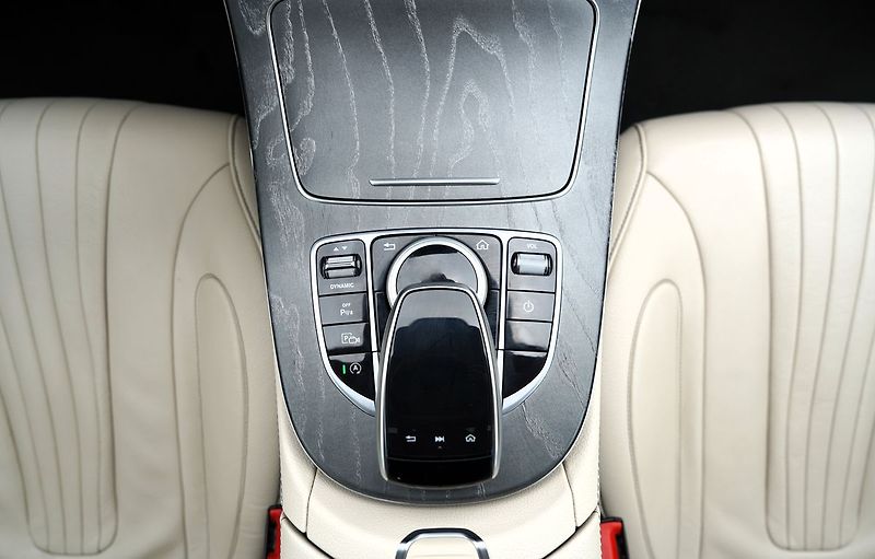 Mercedes-Benz CLS 450 AMG 4Matic/370 PS/Led - fotka 33 z 47