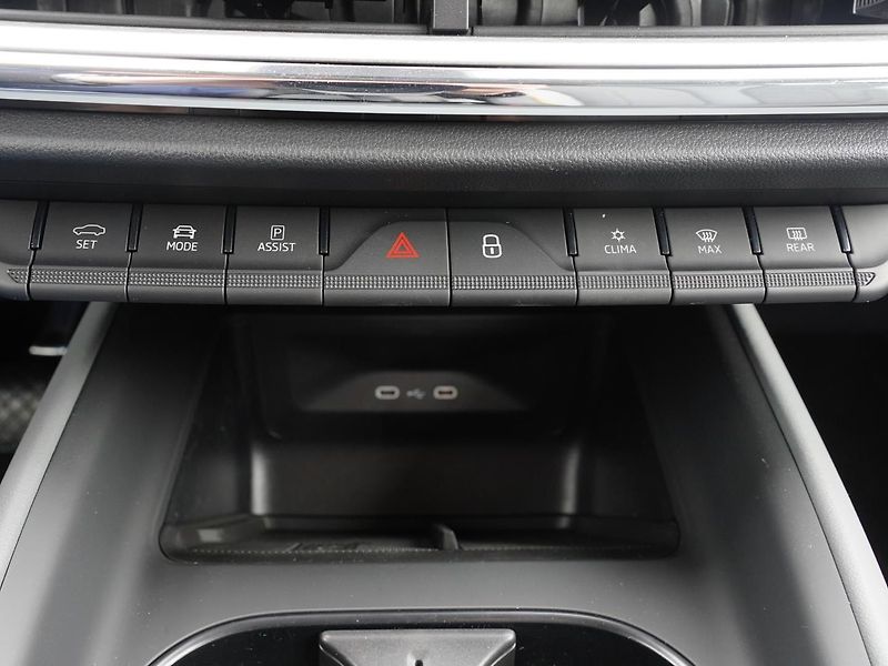 Škoda Enyaq Lounge - fotka 13 z 24