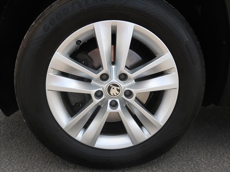 Škoda Kodiaq 2,0 TDi,110kW,1majČR,4x4,DPH - fotka 23 z 27