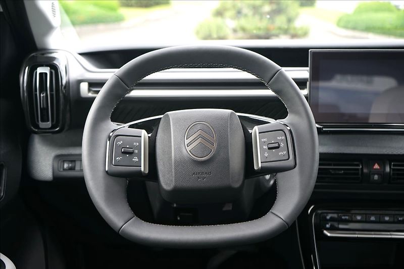 Citroën C3 (2026) 1,2 Hybrid 110k Automatic MAX - fotka 14 z 24