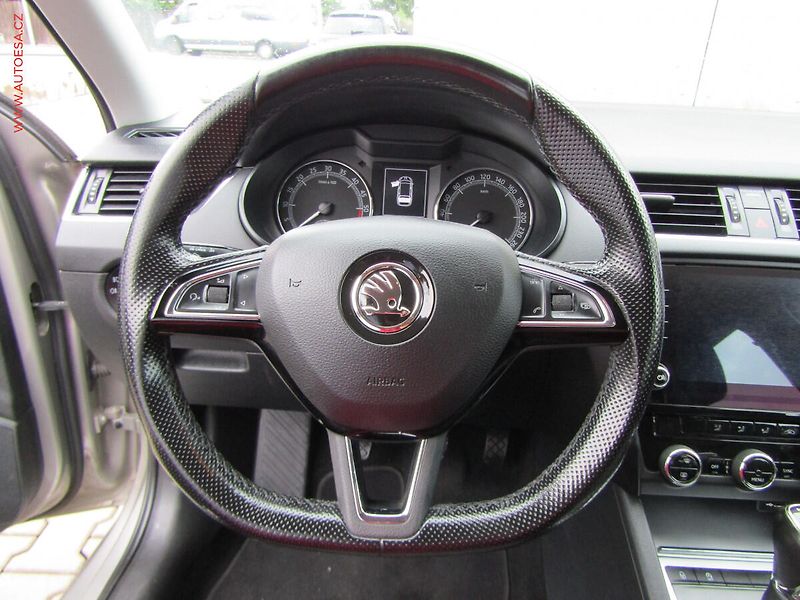 Škoda Octavia (2017) 2.0 TDi 4x4, Ambition - fotka 18 z 19
