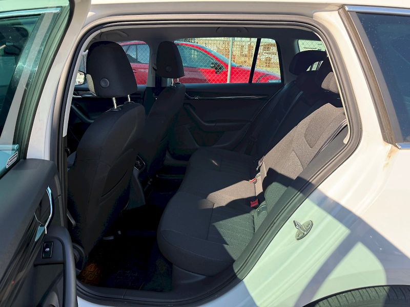 Škoda Octavia (2018) Combi 2.0 TDI 110 kW 4x4 Style - fotka 10 z 23