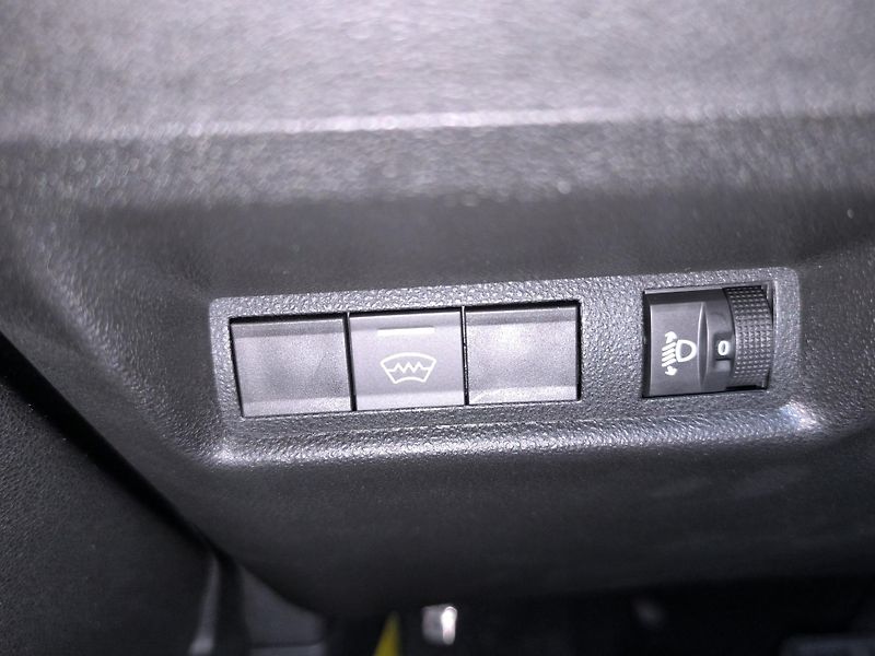 Fiat 600 (2026) Icon BEV 54kWh 115kW/156k - fotka 11 z 35