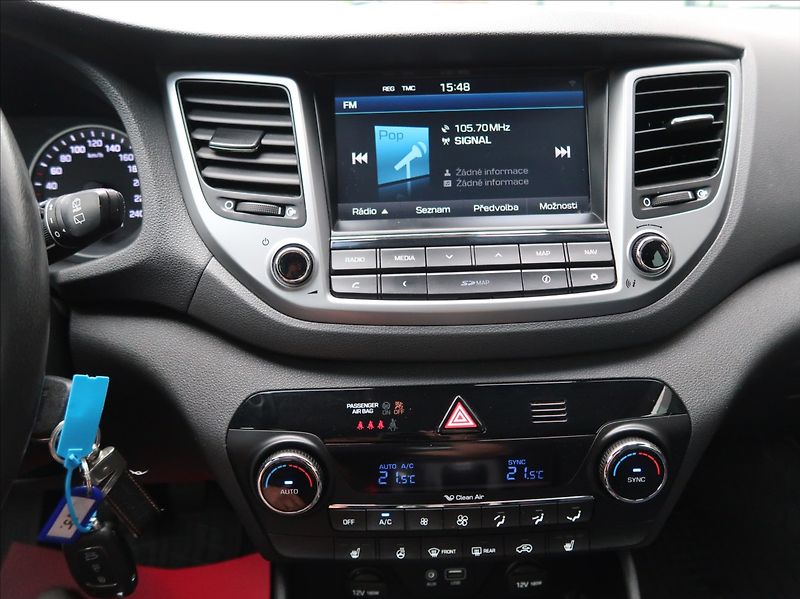 Hyundai Tucson 1,7 CRDi,85kW,1majČR,navi,tažn - fotka 14 z 27