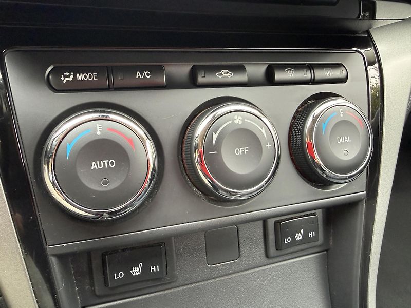 Mazda 6 1.8 Active - fotka 30 z 33