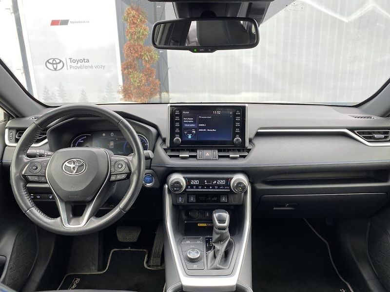 Toyota RAV4 2.5HSD, ČR, Selection, 4x4 - fotka 10 z 17