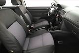 Volkswagen Golf (2002) 1.4 16V, nová STK, Tažné - náhled 7