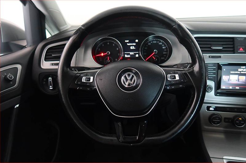 Volkswagen Golf (2014) 1.2 TSI, Tempomat - fotka 14 z 15