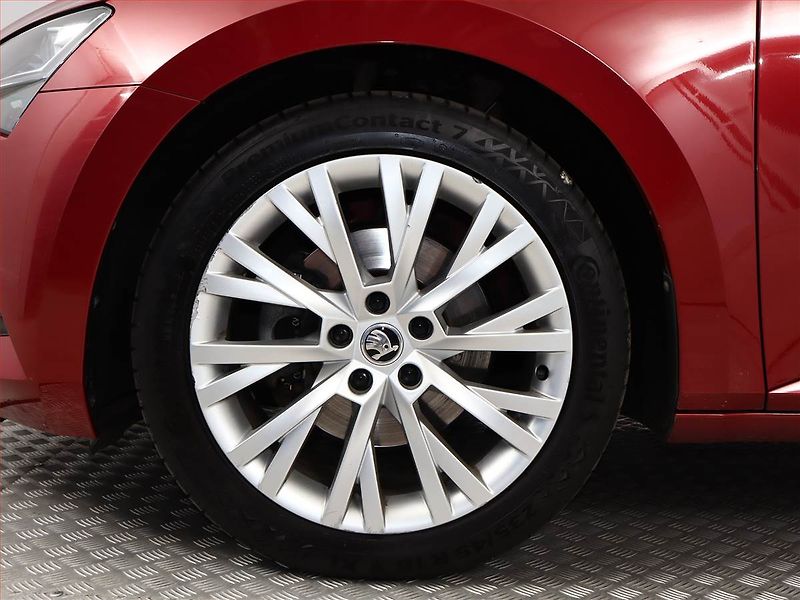 Škoda Superb (2021) Style 2.0 TSI - fotka 13 z 20