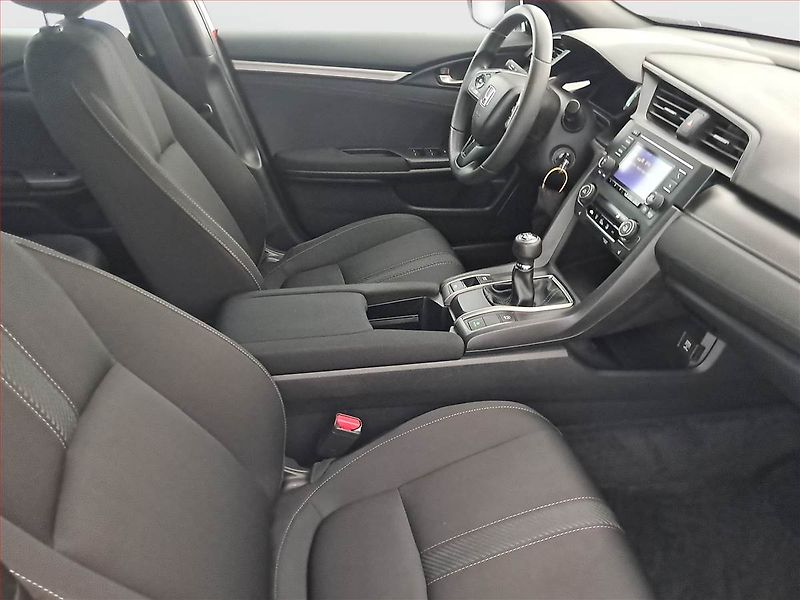 Honda Civic (2019) 1.0 VTEC Turbo, Serv.kniha - fotka 9 z 16