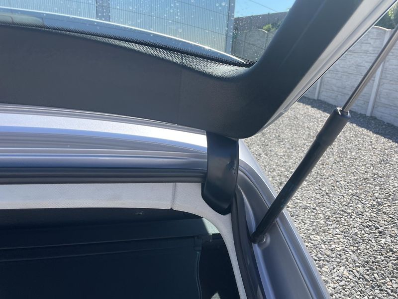Audi A4 Avant 2.0TDi 120PS S-LINE AVANT TOP! - fotka 113 z 179