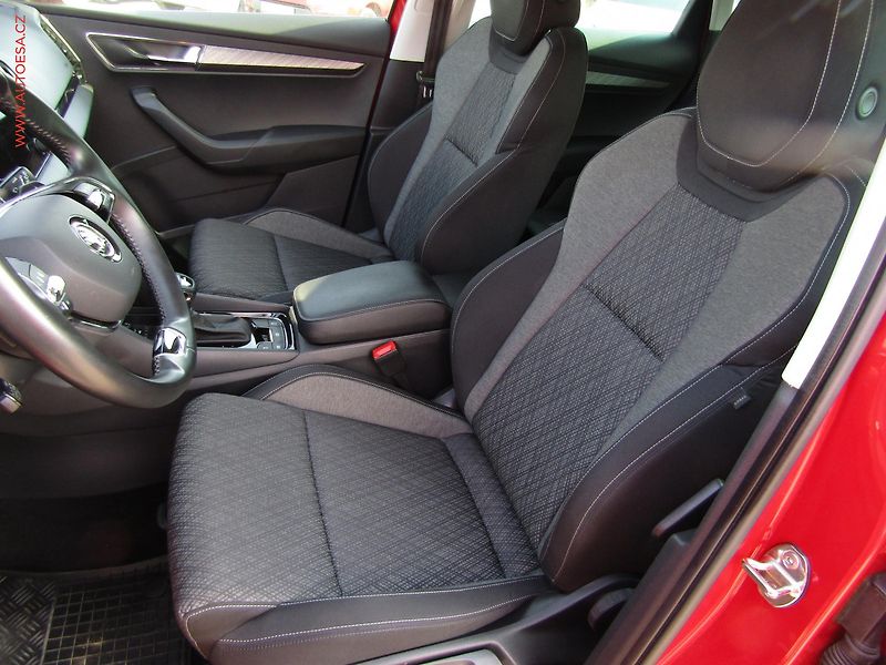 Škoda Karoq (2022) 1.5 TSi, 1.maj,ČR, DSG, navi - fotka 9 z 23