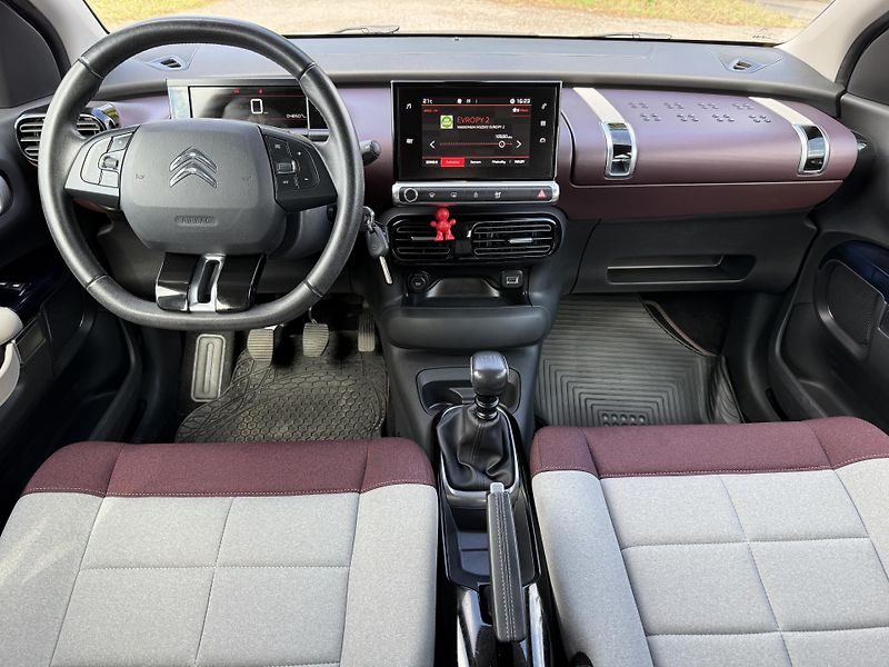 Citroën C4 Cactus 1,5HDI 75 kW - fotka 9 z 20