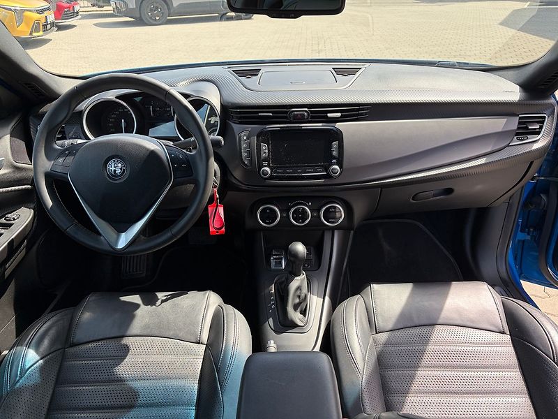 Alfa Romeo Giulietta - fotka 8 z 9