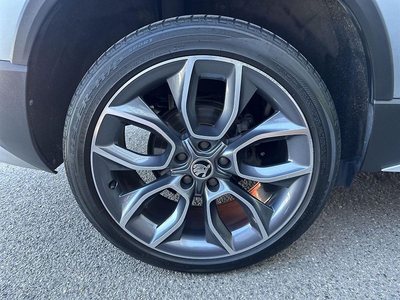 Škoda Karoq (2021) 2.0 TDI 4x4 DSG Scoutline - fotka 36 z 40