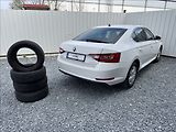 Škoda Superb 2,0 TDI 140kW ACC - náhled 48