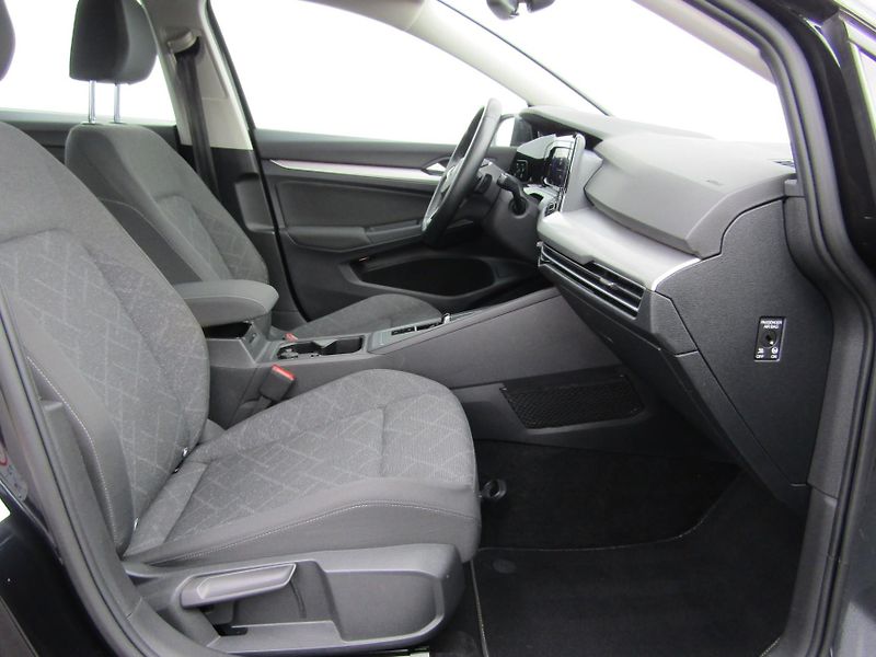 Volkswagen Golf Wa 2.0 Life DT085 Variant Life - fotka 20 z 30
