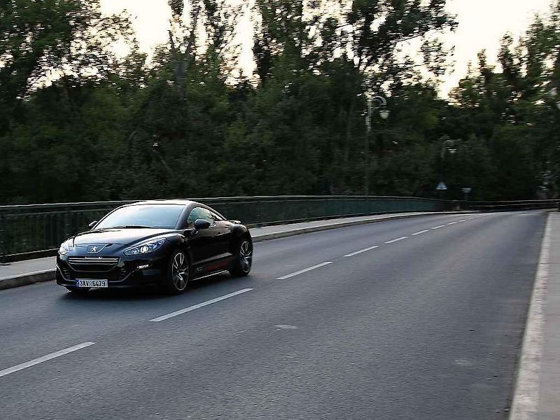 Peugeot RCZ R.