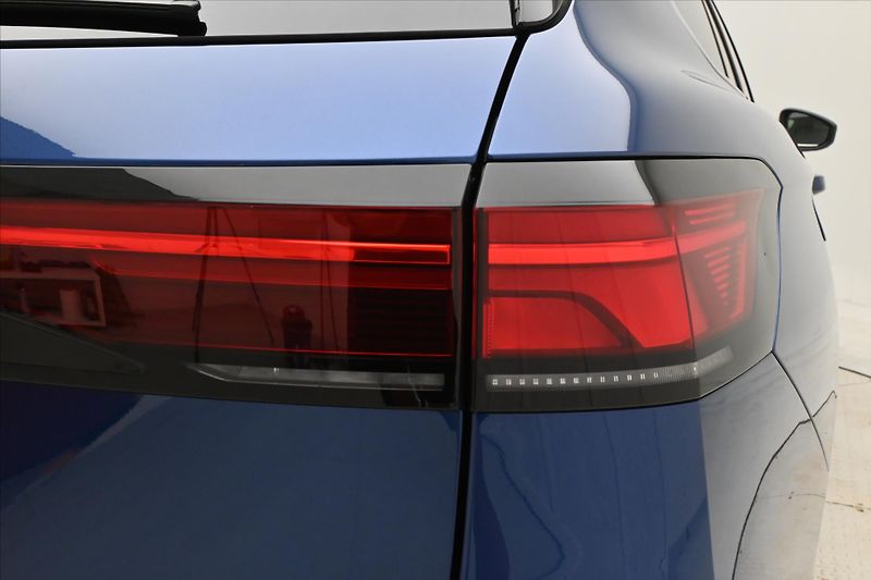 Volkswagen Passat 2,0 TDI 110 kW DSG Business Zá - fotka 32 z 33