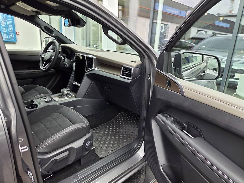Volkswagen Amarok (2026) 3.0 TDI V6 DARK BLACK - fotka 42 z 45