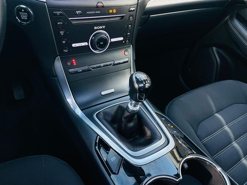 Ford Galaxy 2.0TDCi MANUÁL 7MÍST 1.MAJITEL - fotka 38 z 55