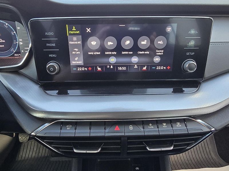 Škoda Octavia 85kW 1.Maj. ČR LED NAVI - fotka 21 z 44
