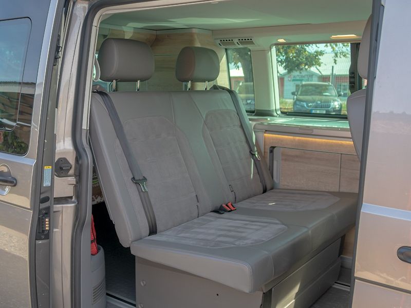 Volkswagen California (2020) 2.0TDI 4x4 DSG CALIFORNI COAST - fotka 44 z 70