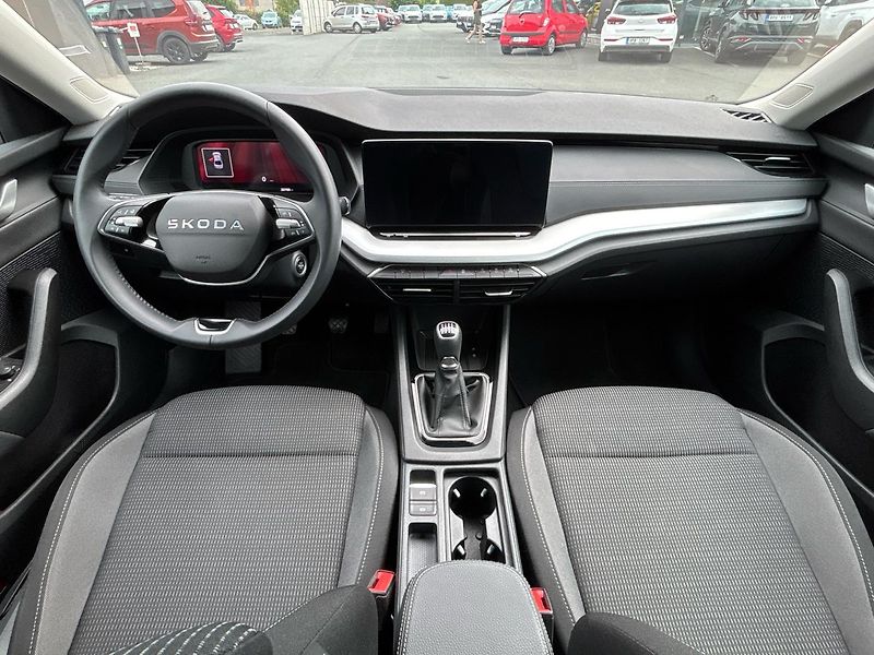 Škoda Octavia Selection - fotka 5 z 28