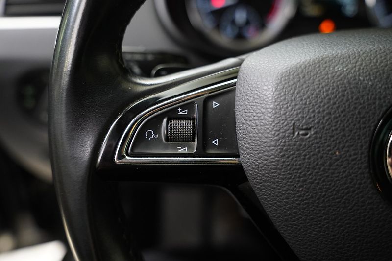 Škoda Octavia - fotka 16 z 28