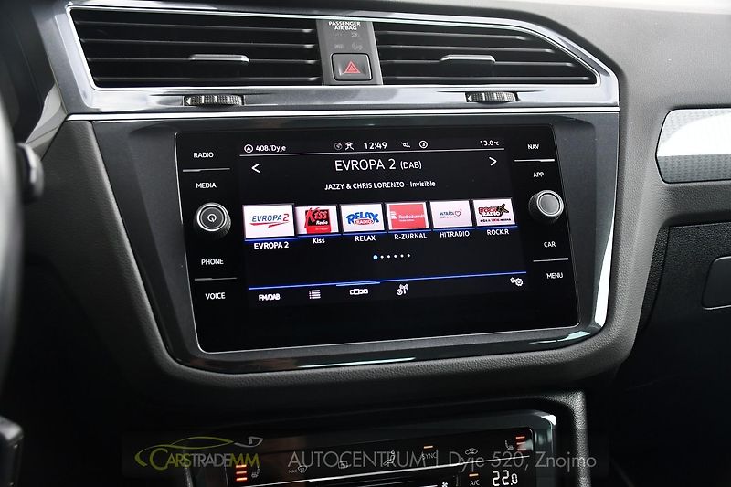 Volkswagen Tiguan 2.0TDi DSG NAVI TAŽNÉ ČR 1.M - fotka 30 z 53