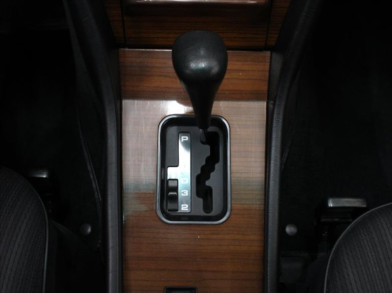 Mercedes-Benz Třídy E 230 97kW 4AT 171tkm.   2,3 - fotka 14 z 17
