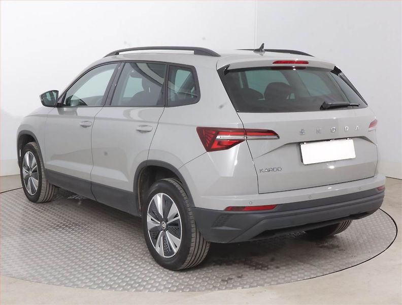 Škoda Karoq (2024) 2.0 TDI - fotka 4 z 17