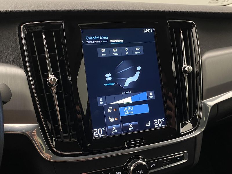 Volvo S90 D4 MOMENTUM AUT  - fotka 40 z 43