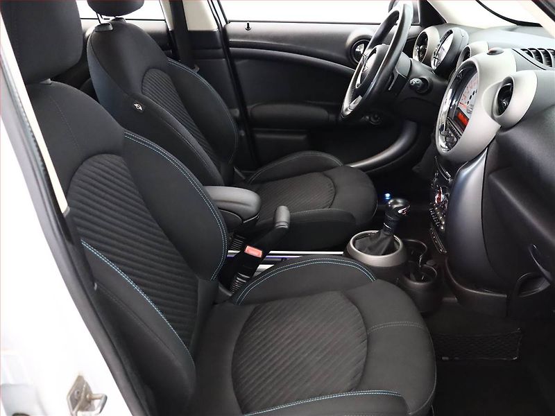 Mini Countryman (2012) Cooper S ALL4, 4X4, Automat - fotka 7 z 15