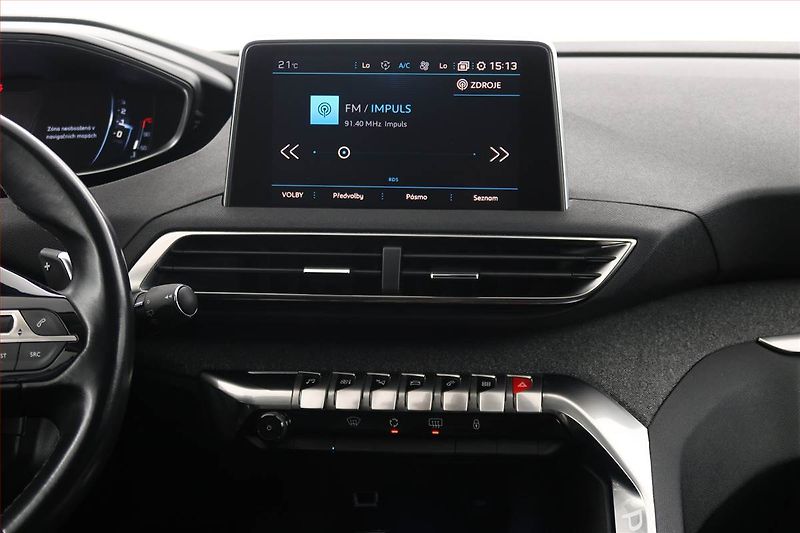 Peugeot 5008 (2017) PureTech 130, Automat, 7 míst - fotka 12 z 21