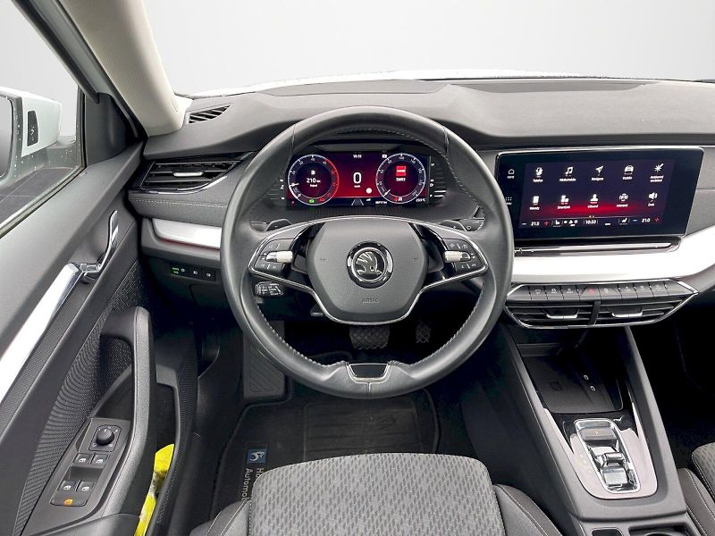 Škoda Octavia (2023) 2.0 TDI 110kW DSG Style Plus c - fotka 6 z 35